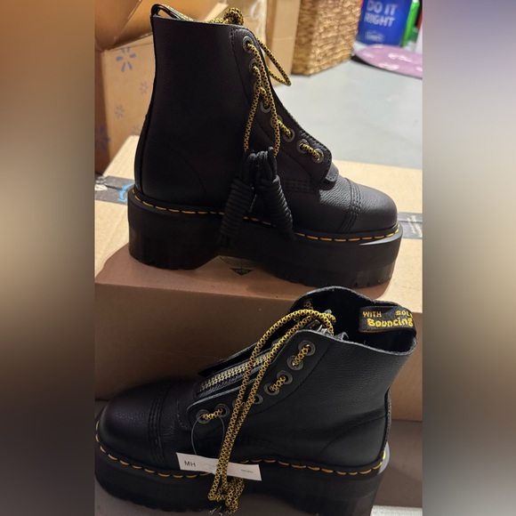 Dr. Martens Black Leather Sinclair Max Pisa Boots with Yellow Details - Picture 3 of 10